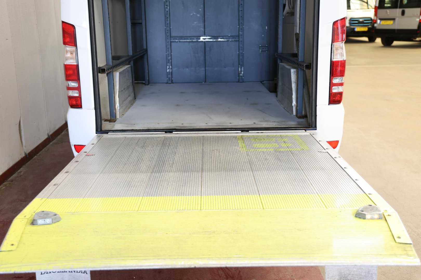 Mercedes-Benz Sprinter 2.2 CDI AUTOMAAT LAADKLEP POST NL