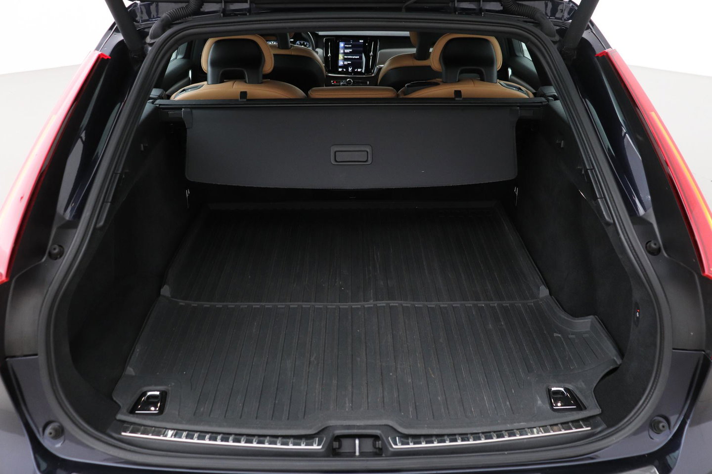 Volvo V90 2.0 T5 Inscription | ACC | Stoelventilatie+Massage | Trekhaak | Carplay | BLIS | Memory | 20 Inch