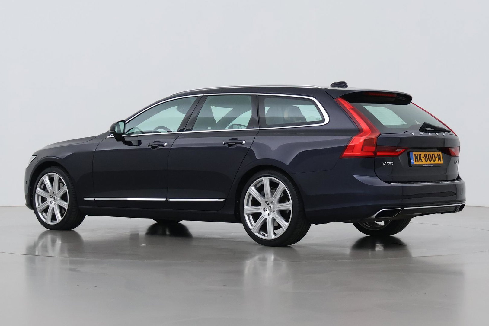 Volvo V90 2.0 T5 Inscription | ACC | Stoelventilatie+Massage | Trekhaak | Carplay | BLIS | Memory | 20 Inch