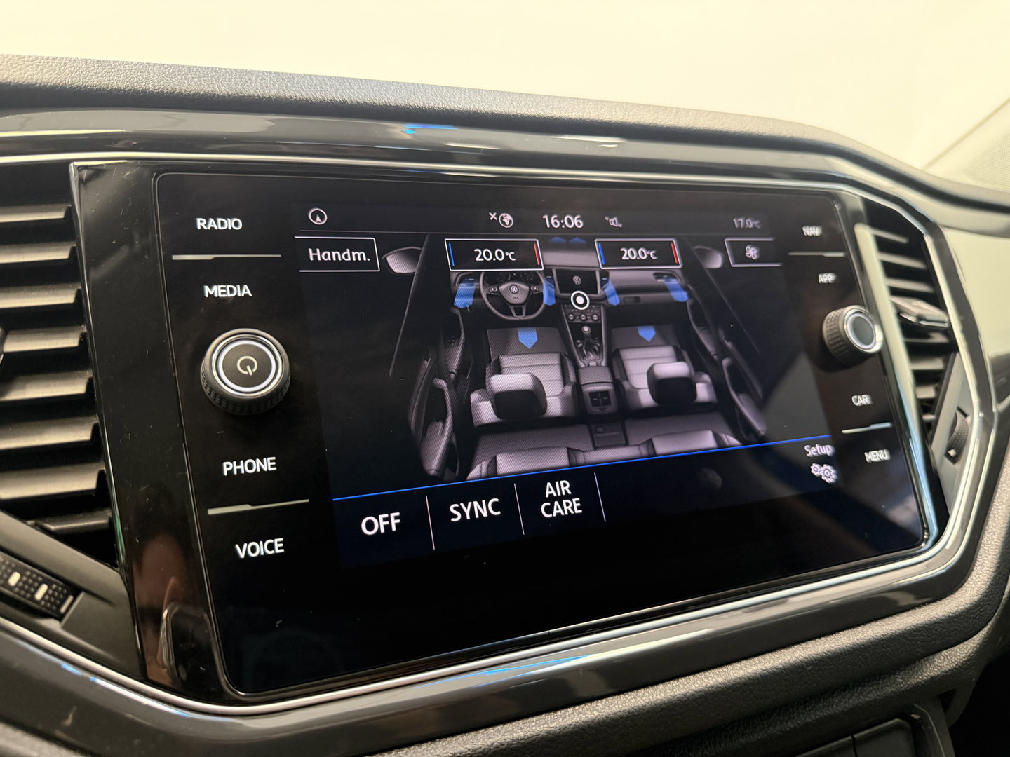 Volkswagen T-Roc 1.5 TSI Sport ACC Panoramadak PDC Automaat