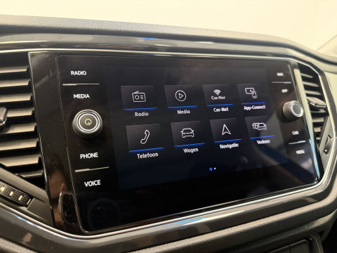 Volkswagen T-Roc 1.5 TSI Sport ACC Panoramadak PDC Automaat