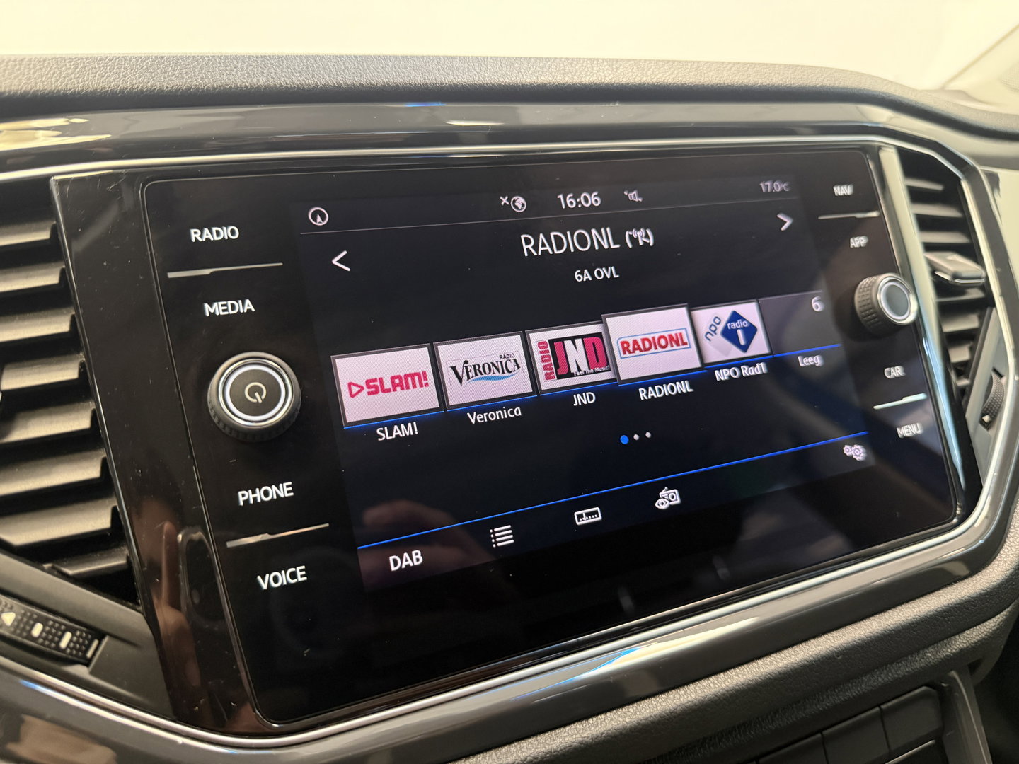 Volkswagen T-Roc 1.5 TSI Sport ACC Panoramadak PDC Automaat