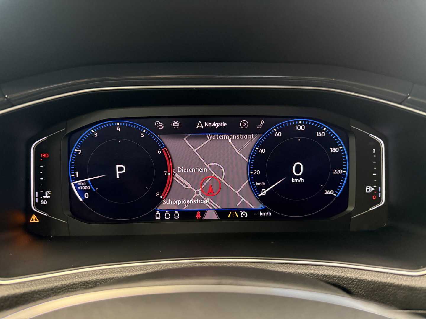 Volkswagen T-Roc 1.5 TSI Sport ACC Panoramadak PDC Automaat