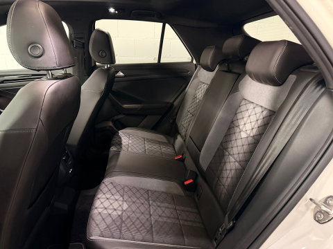 Volkswagen T-Roc 1.5 TSI R-Line Cam*Led*Keyless