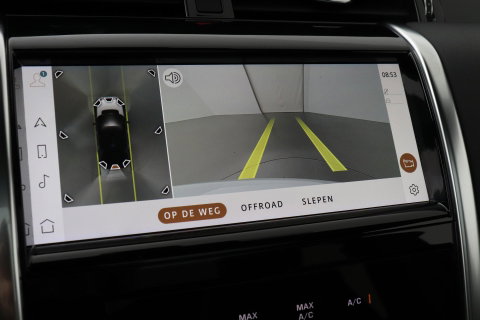 Land Rover Discovery Sport P300e 1.5 S | Panoramadak | 360° Camera | Meridian | Trekhaak | Leder | Stoelverwarming V+A