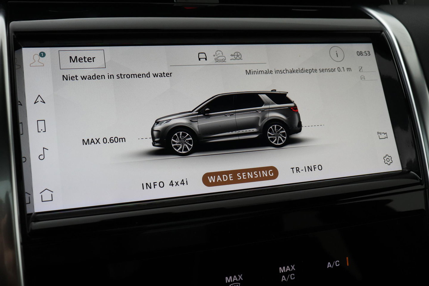 Land Rover Discovery Sport P300e 1.5 S | Panoramadak | 360° Camera | Meridian | Trekhaak | Leder | Stoelverwarming V+A