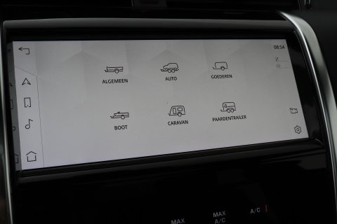 Land Rover Discovery Sport P300e 1.5 S | Panoramadak | 360° Camera | Meridian | Trekhaak | Leder | Stoelverwarming V+A