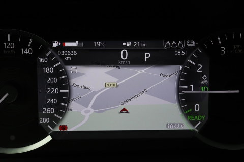 Land Rover Discovery Sport P300e 1.5 S | Panoramadak | 360° Camera | Meridian | Trekhaak | Leder | Stoelverwarming V+A