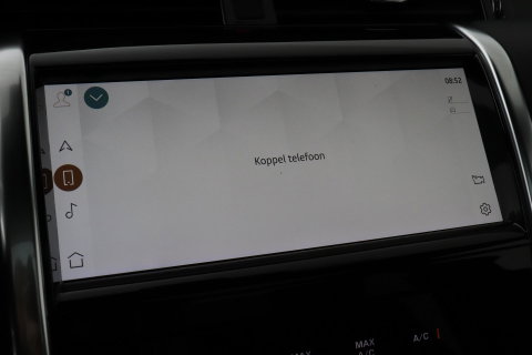 Land Rover Discovery Sport P300e 1.5 S | Panoramadak | 360° Camera | Meridian | Trekhaak | Leder | Stoelverwarming V+A