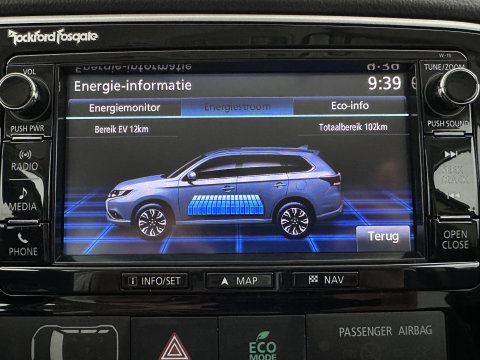 Mitsubishi Outlander 2.0 PHEV Instyle Aut. *LEATHER | FULL-LED | NAVI-FULLMAP | KEYLESS | TOPVIEW | HEATED-COMFORTSEATS | ECC | SHIFT-PADDLES | PDC | CRUISE | PRIVACY-GLASS | DAB | TOWBAR | 18''ALU*