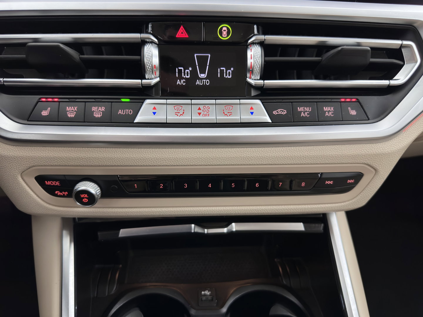 BMW 3-serie 320d High Executive Edition *LEATHER | FULL-LED | HEATED-COMFORTSEATS | DIGI-COCKPIT | NAVI-FULLMAP | AMBIENT-LIGHT | ECC | PDC | CRUISE | 17''ALU*