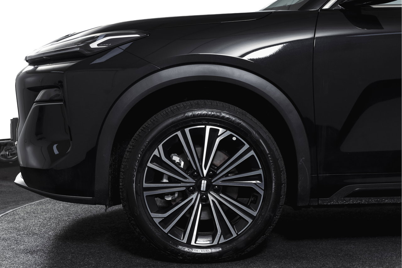 Geely Starray EM-i