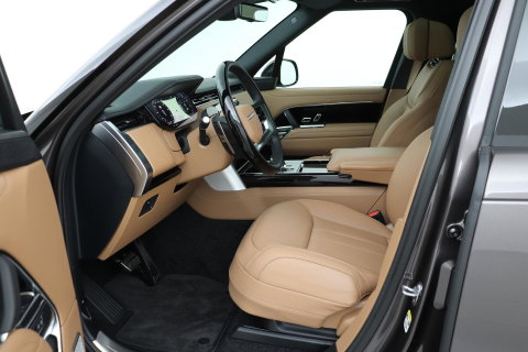 Land Rover Range Rover P550e Autobiography | Meridian Signature | 23 Inch | Luchtvering | Panoramadak | ClearSight | 360° Camera | Ventilatie+Massage | Trekhaak