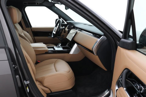 Land Rover Range Rover P550e Autobiography | Meridian Signature | 23 Inch | Luchtvering | Panoramadak | ClearSight | 360° Camera | Ventilatie+Massage | Trekhaak