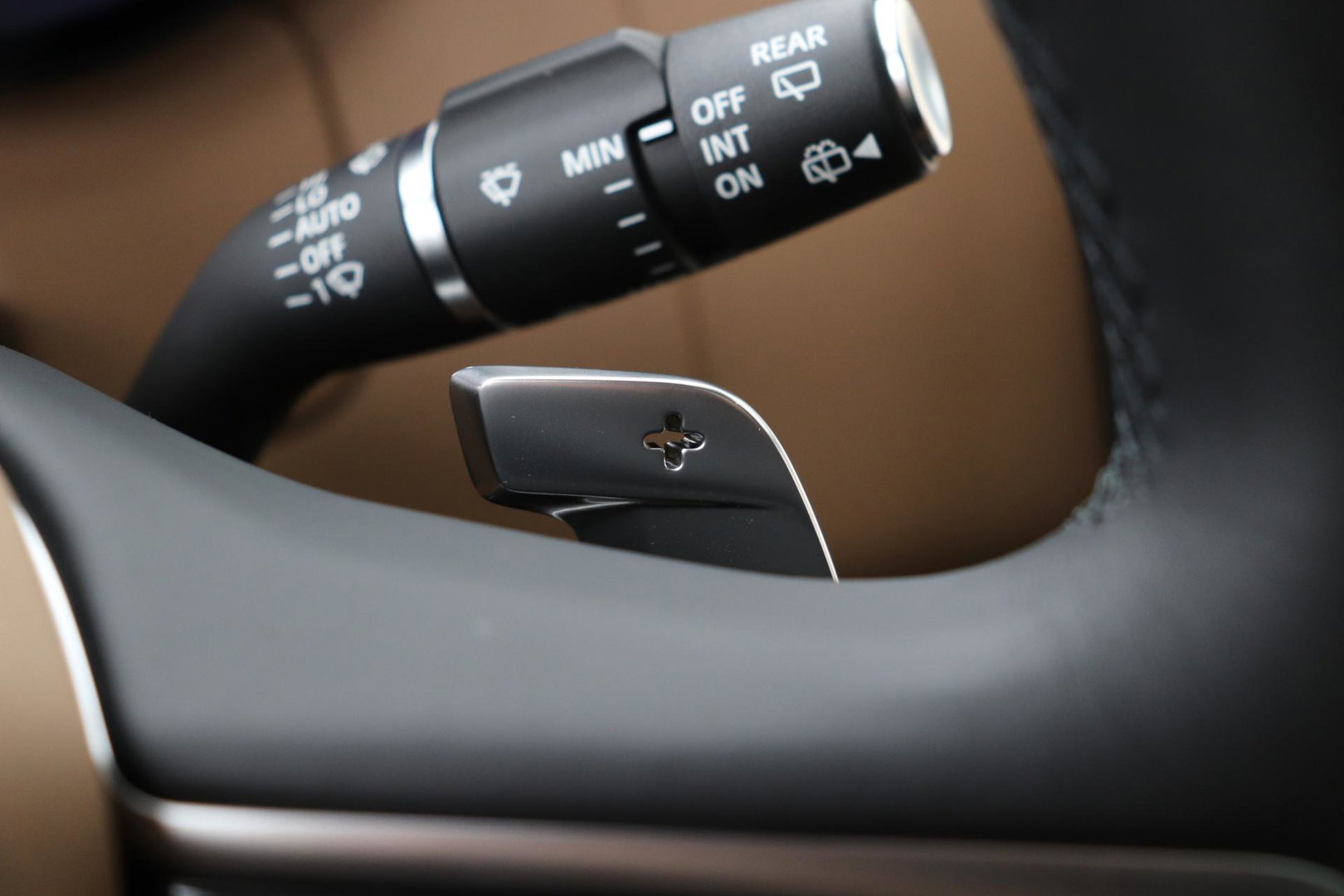 Land Rover Range Rover P550e Autobiography | Meridian Signature | 23 Inch | Luchtvering | Panoramadak | ClearSight | 360° Camera | Ventilatie+Massage | Trekhaak