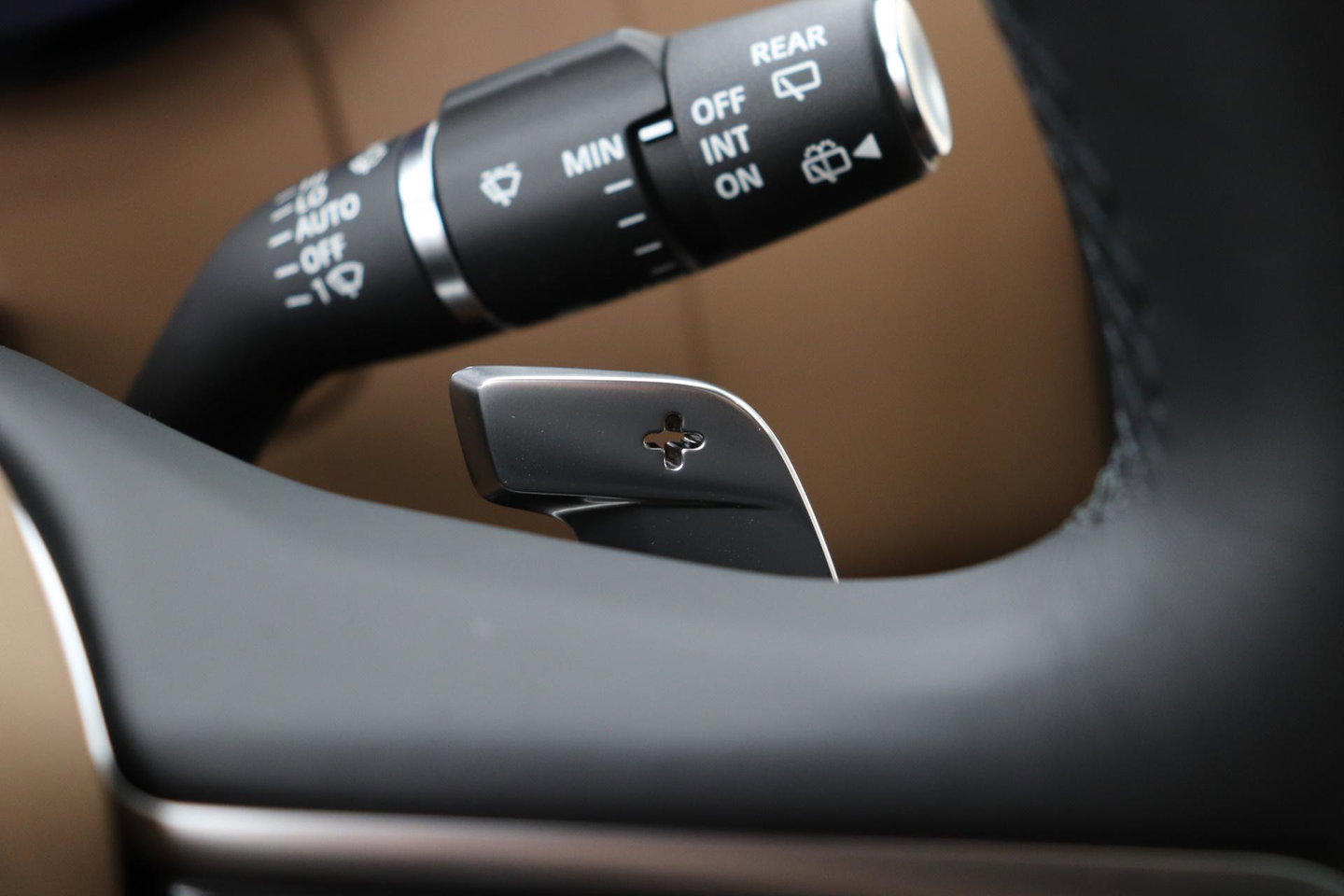Land Rover Range Rover P550e Autobiography | Meridian Signature | 23 Inch | Luchtvering | Panoramadak | ClearSight | 360° Camera | Ventilatie+Massage | Trekhaak
