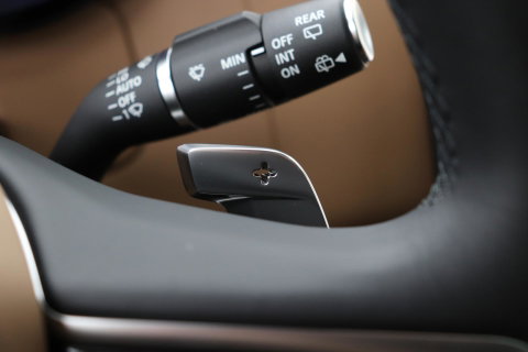 Land Rover Range Rover P550e Autobiography | Meridian Signature | 23 Inch | Luchtvering | Panoramadak | ClearSight | 360° Camera | Ventilatie+Massage | Trekhaak