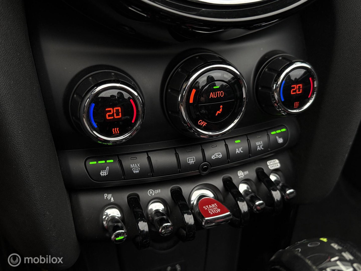 MINI Cooper Cabrio 2.0 John Works Chili | Automaat | LED