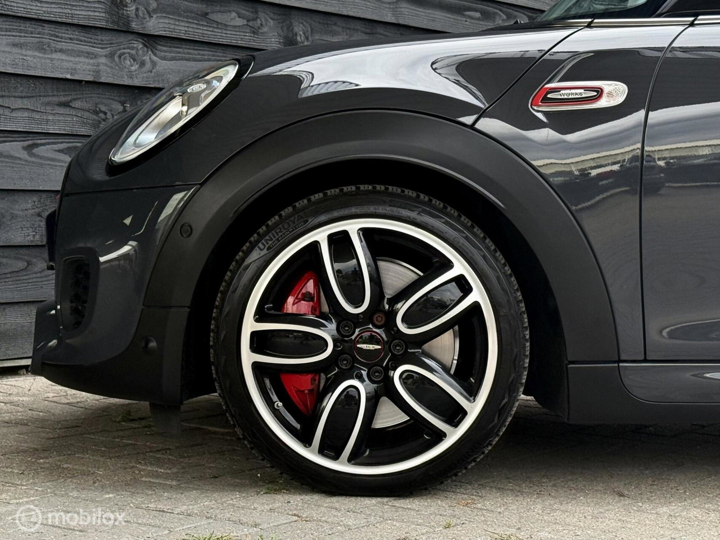 MINI Cooper Cabrio 2.0 John Works Chili | Automaat | LED