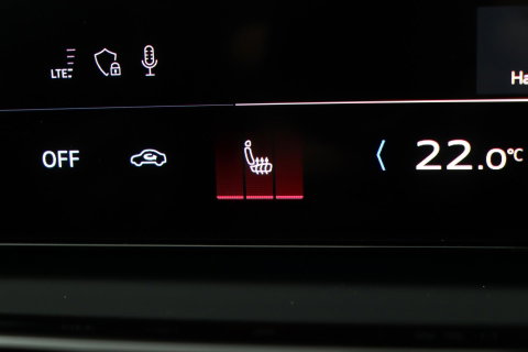 Audi A5 2.0 TFSI quattro S edition | Black-optiek | Bijrijdersscherm | Pilot Assist | Stoelverwarming | Matrix LED | ACC | 19 Inch