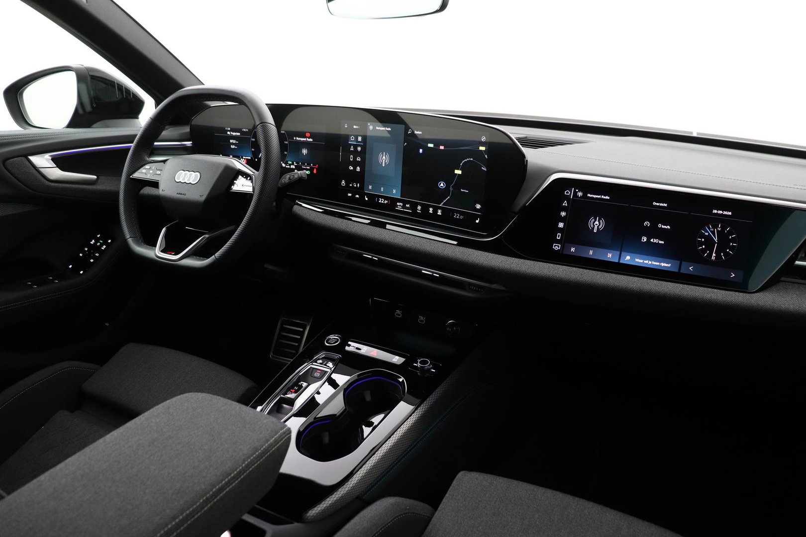 Audi A5 2.0 TFSI quattro S edition | Black-optiek | Bijrijdersscherm | Pilot Assist | Stoelverwarming | Matrix LED | ACC | 19 Inch