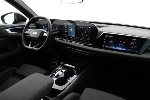 Audi A5 2.0 TFSI quattro S edition | Black-optiek | Bijrijdersscherm | Pilot Assist | Stoelverwarming | Matrix LED | ACC | 19 Inch
