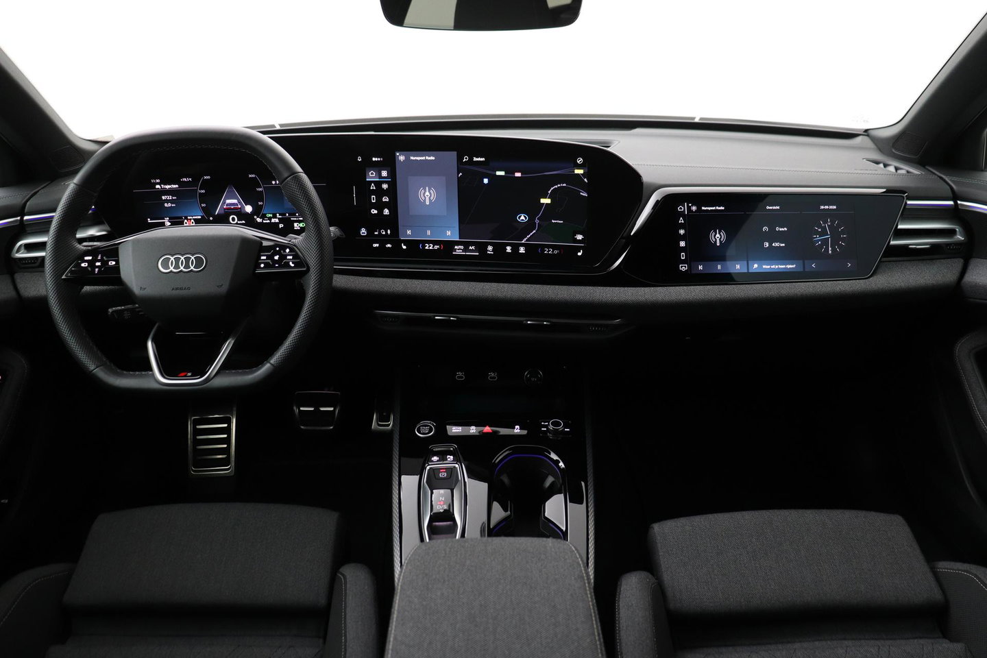 Audi A5 2.0 TFSI quattro S edition | Black-optiek | Bijrijdersscherm | Pilot Assist | Stoelverwarming | Matrix LED | ACC | 19 Inch