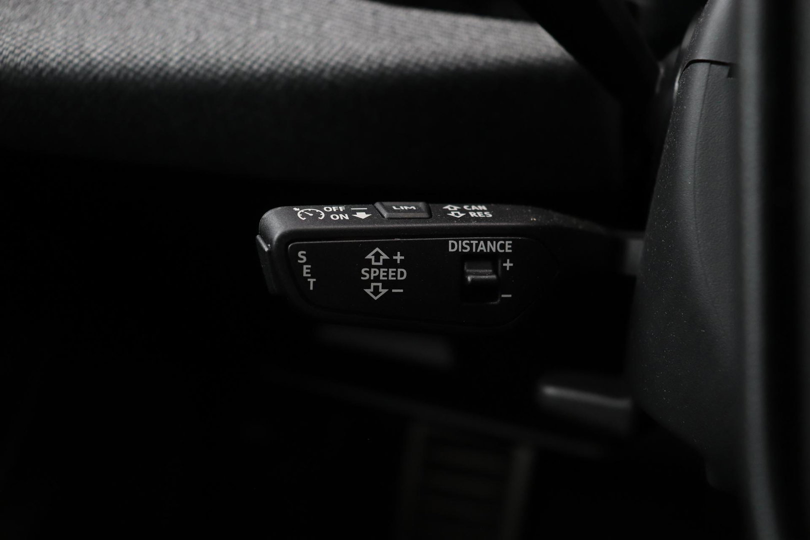 Audi A5 2.0 TFSI quattro S edition | Black-optiek | Bijrijdersscherm | Pilot Assist | Stoelverwarming | Matrix LED | ACC | 19 Inch