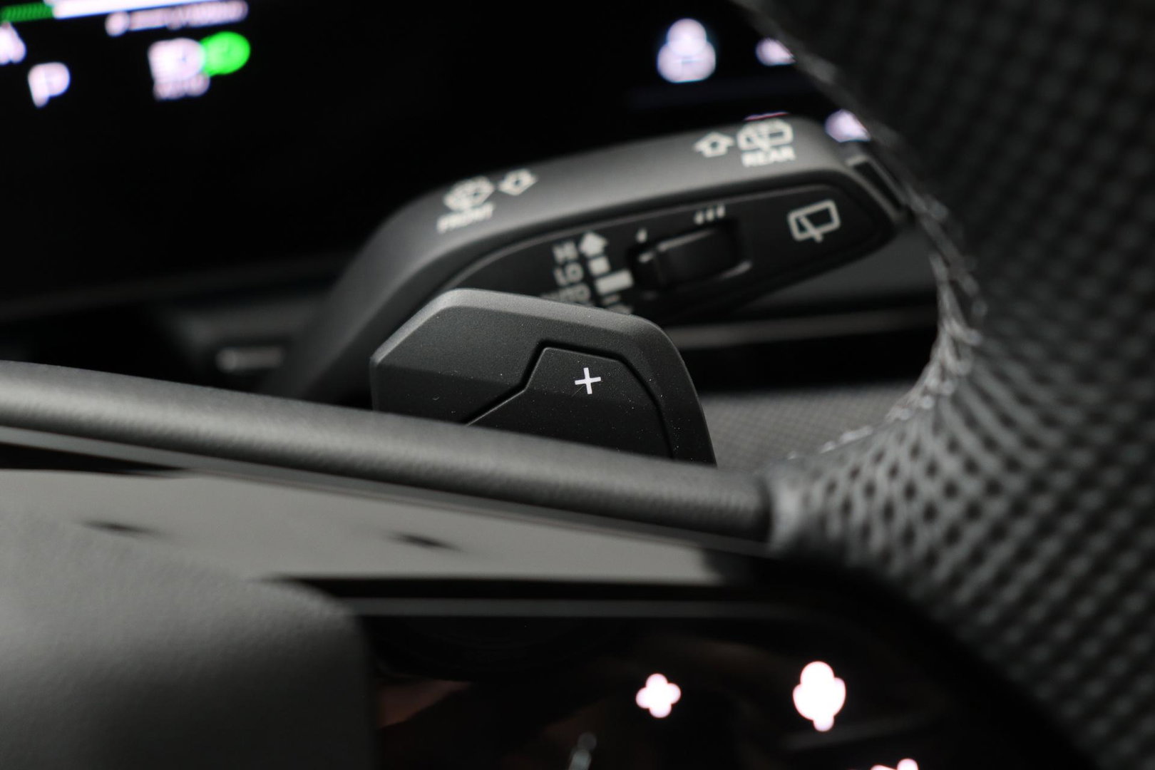 Audi A5 2.0 TFSI quattro S edition | Black-optiek | Bijrijdersscherm | Pilot Assist | Stoelverwarming | Matrix LED | ACC | 19 Inch