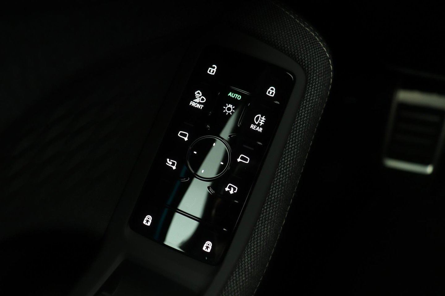 Audi A5 2.0 TFSI quattro S edition | Black-optiek | Bijrijdersscherm | Pilot Assist | Stoelverwarming | Matrix LED | ACC | 19 Inch