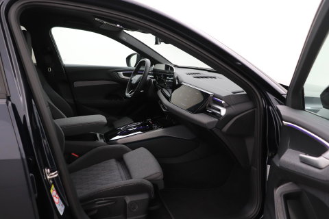 Audi A5 2.0 TFSI quattro S edition | Black-optiek | Bijrijdersscherm | Pilot Assist | Stoelverwarming | Matrix LED | ACC | 19 Inch