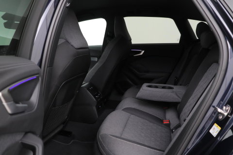 Audi A5 2.0 TFSI quattro S edition | Black-optiek | Bijrijdersscherm | Pilot Assist | Stoelverwarming | Matrix LED | ACC | 19 Inch