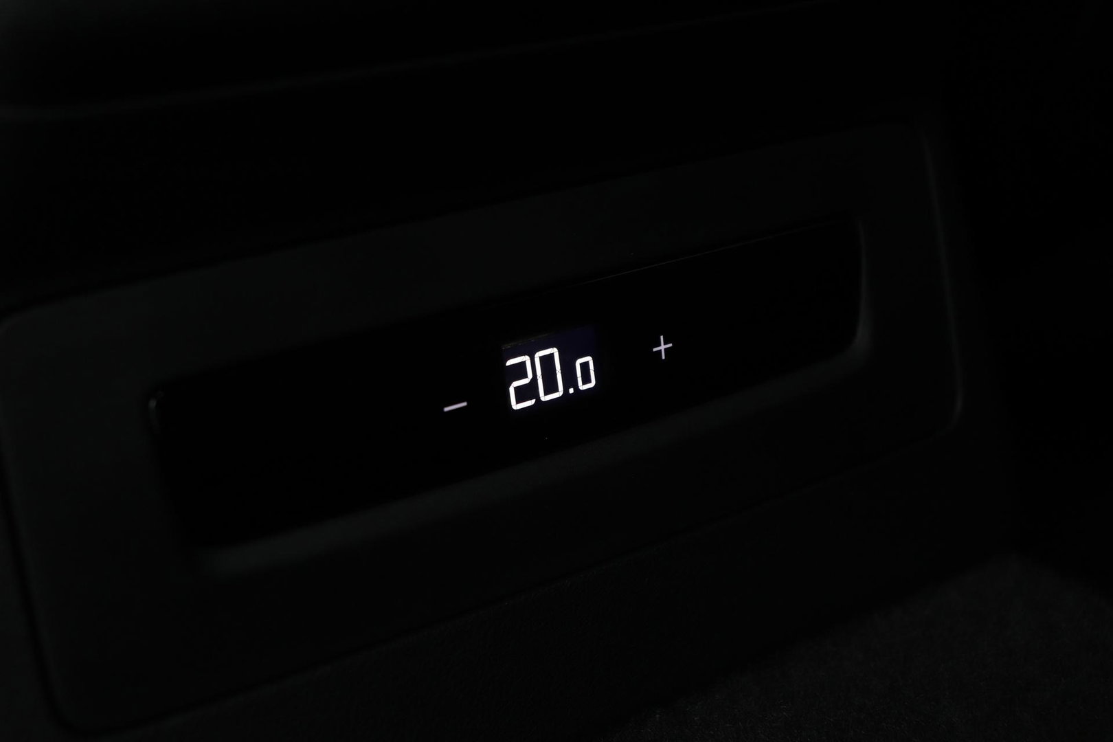 Audi A5 2.0 TFSI quattro S edition | Black-optiek | Bijrijdersscherm | Pilot Assist | Stoelverwarming | Matrix LED | ACC | 19 Inch