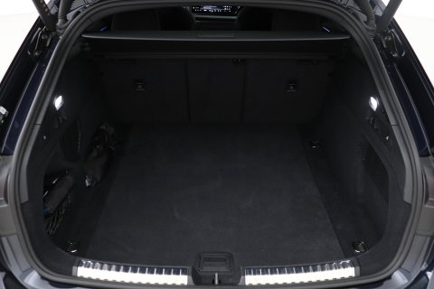 Audi A5 2.0 TFSI quattro S edition | Black-optiek | Bijrijdersscherm | Pilot Assist | Stoelverwarming | Matrix LED | ACC | 19 Inch