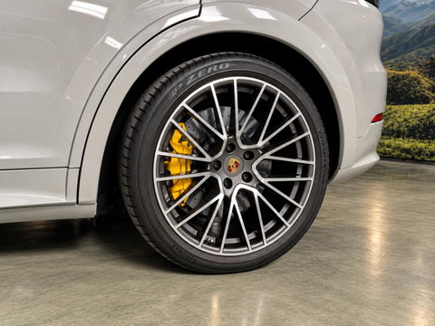 Porsche Cayenne Coupé 3.0 E-Hybrid Keramisch l bose l sport Design | sport Chrome l pano