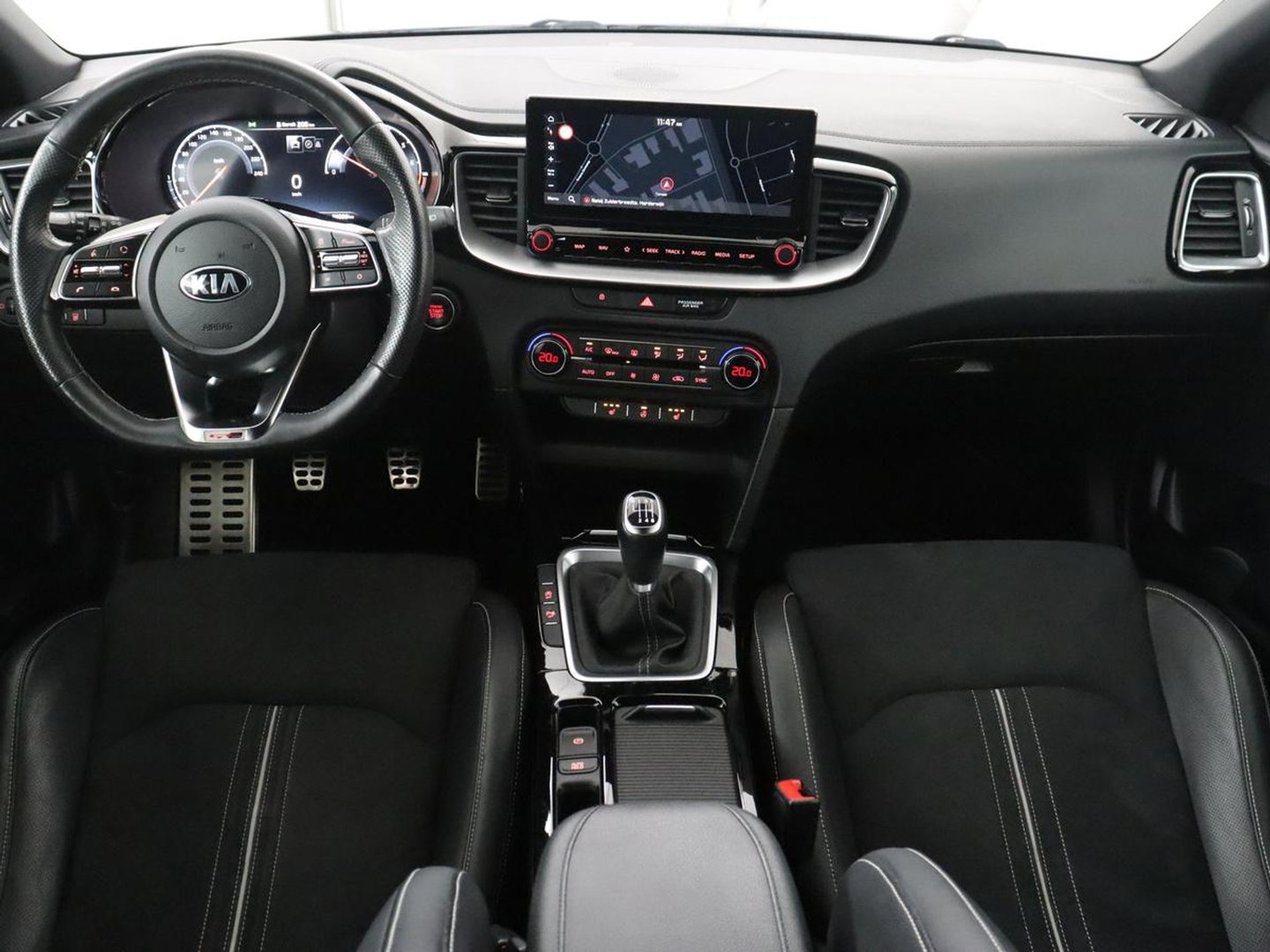Kia ProCeed 1.0 T-GDI GT-Line | Leder/Alcantara | Stuur/stoel verwarming | Carplay | Virtual Dashboard | Full LED | Camera | Park assist | Climate control |