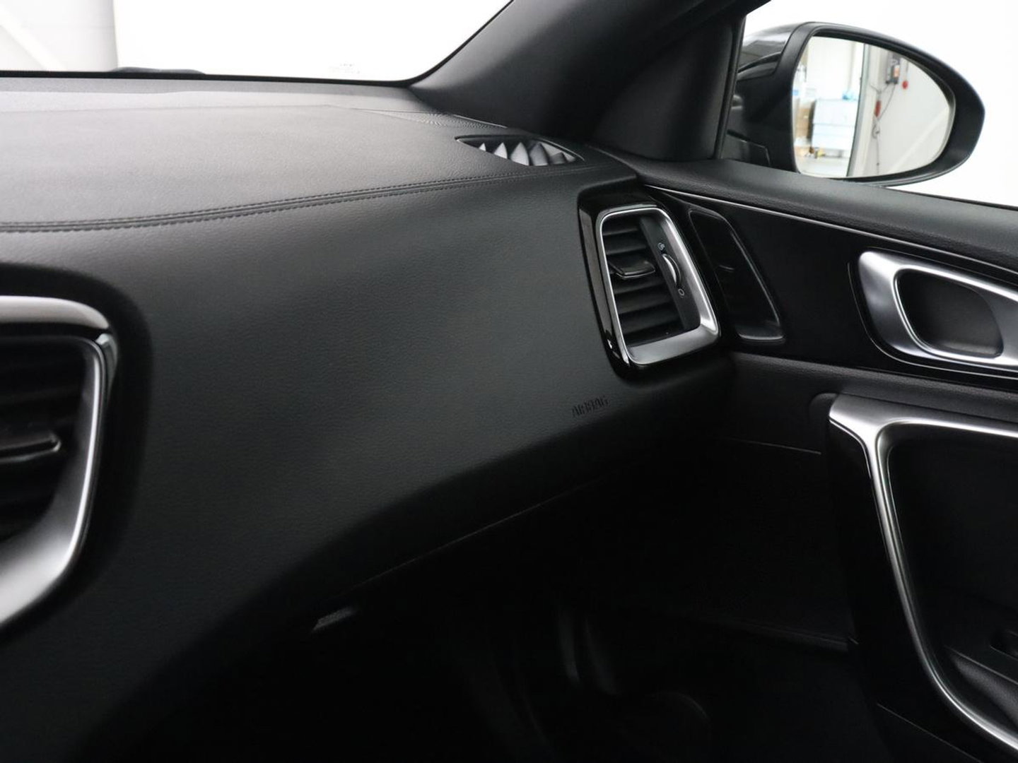 Kia ProCeed 1.0 T-GDI GT-Line | Leder/Alcantara | Stuur/stoel verwarming | Carplay | Virtual Dashboard | Full LED | Camera | Park assist | Climate control |