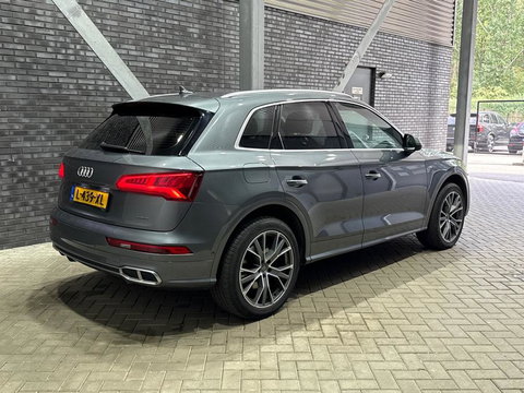Audi Q5 55 TFSIe Quattro Competition | 360° Camera | Head-Up | Keyless | LED | Stoelverwarming V+A | Parkeerassistent | 19 Inch