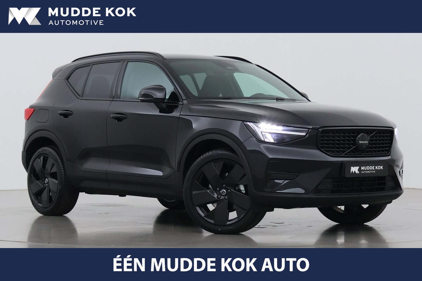 Volvo XC40 2.0 B3 Plus Black Edition | Harman/Kardon | BLIS | 360° Camera | Pilot Assist | Stoel+Stuurverwarming | Memory | ACC | 20 Inch
