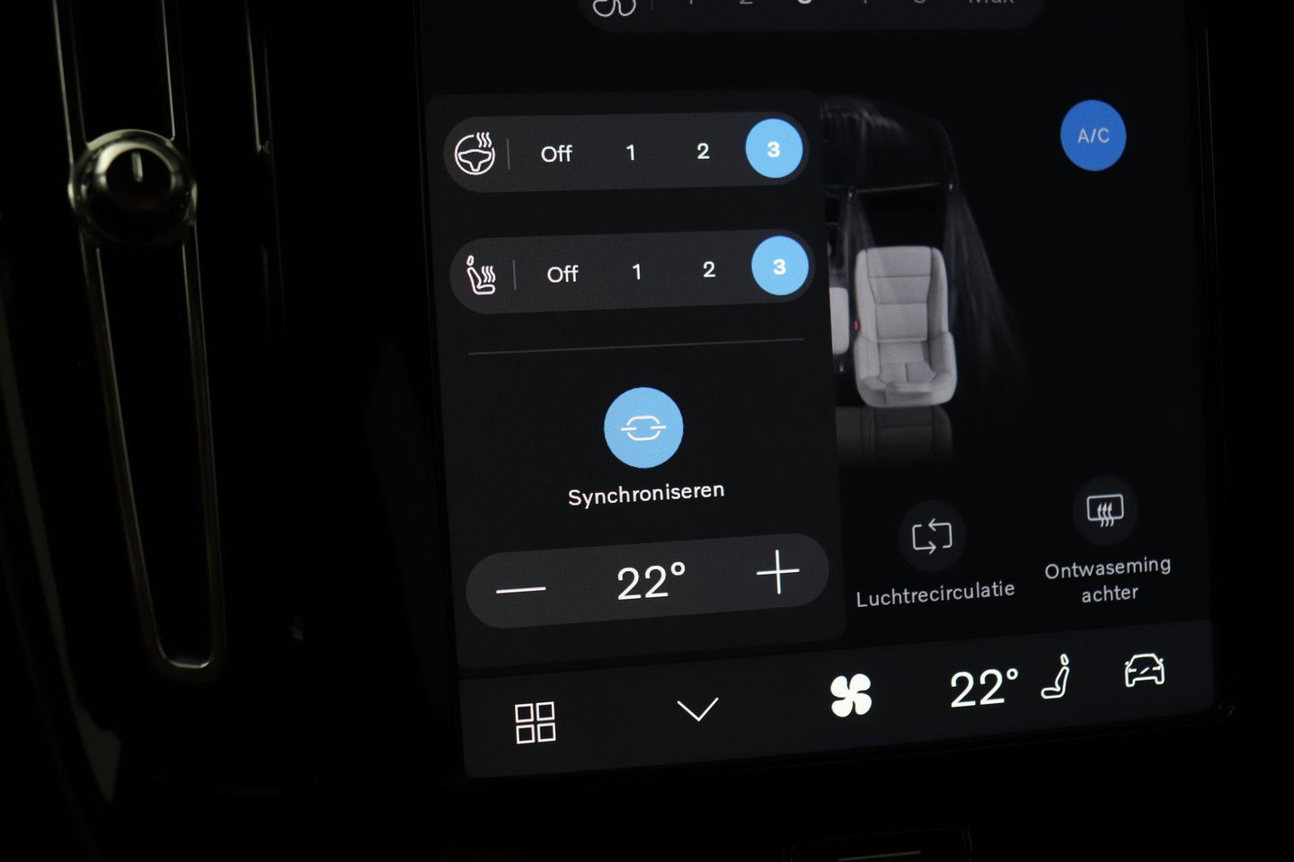 Volvo XC40 2.0 B3 Plus Black Edition | Harman/Kardon | BLIS | 360° Camera | Pilot Assist | Stoel+Stuurverwarming | Memory | ACC | 20 Inch