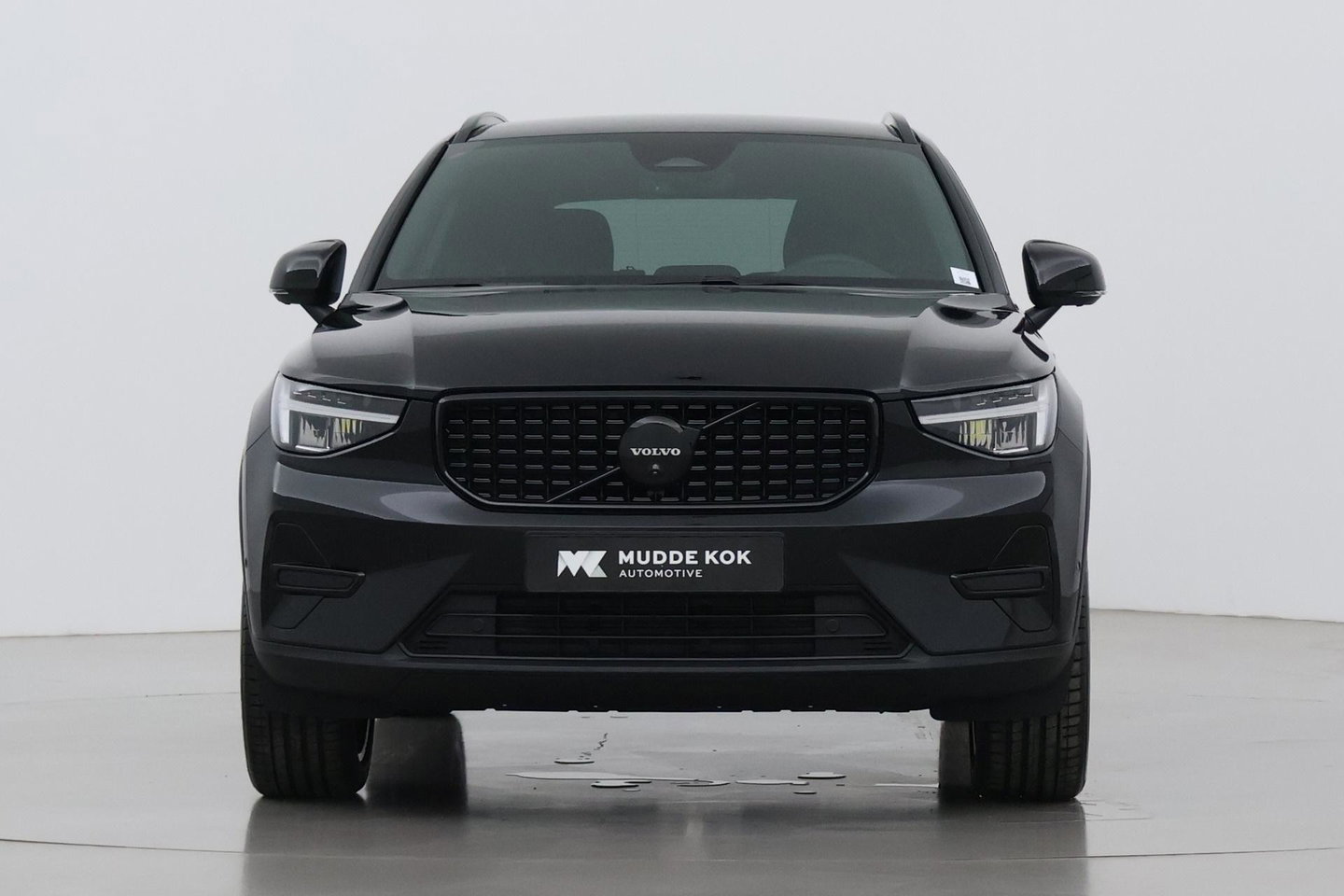 Volvo XC40 2.0 B3 Plus Black Edition | Harman/Kardon | BLIS | 360° Camera | Pilot Assist | Stoel+Stuurverwarming | Memory | ACC | 20 Inch