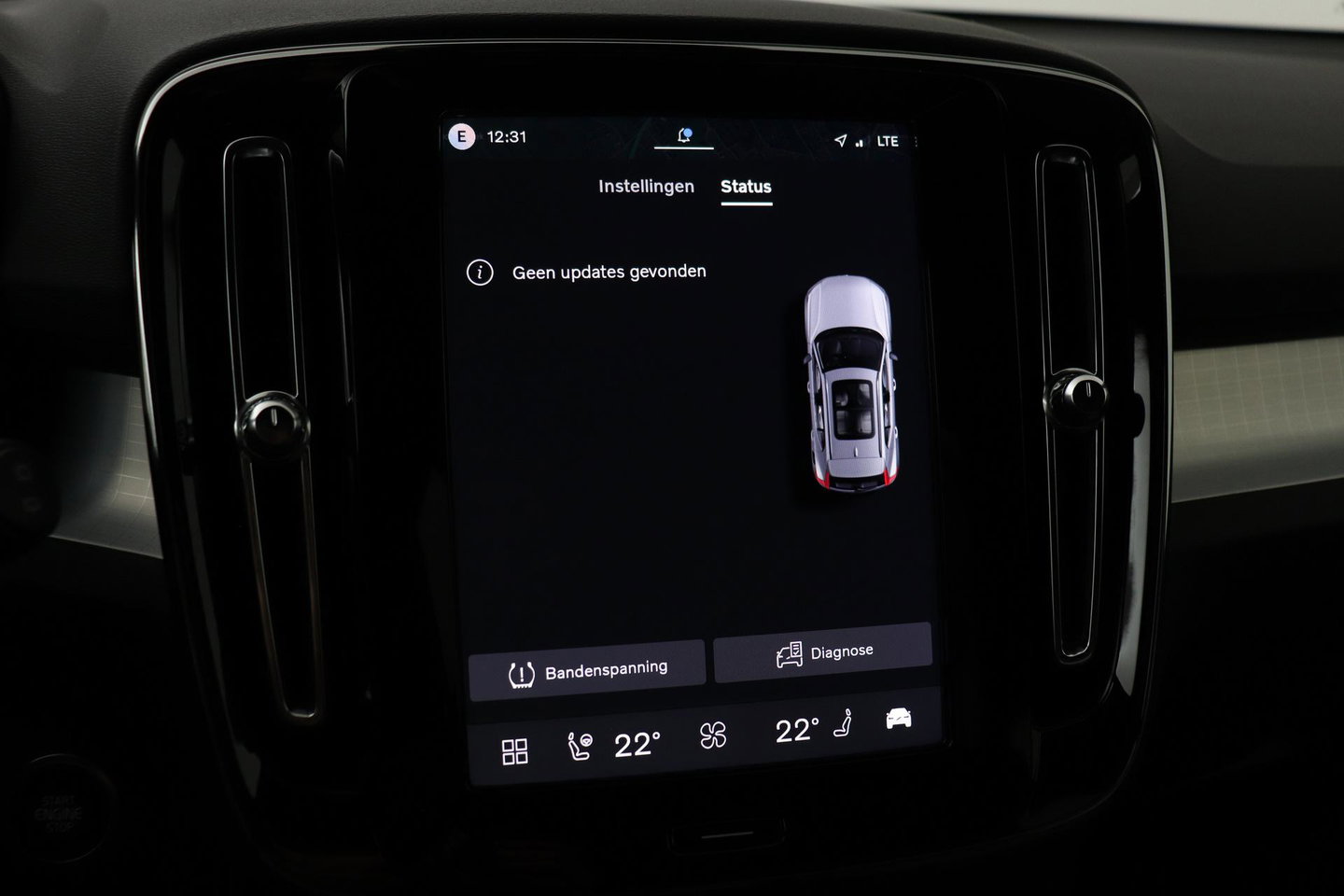 Volvo XC40 2.0 B3 Plus Black Edition | Harman/Kardon | BLIS | 360° Camera | Pilot Assist | Stoel+Stuurverwarming | Memory | ACC | 20 Inch