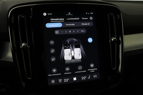 Volvo XC40 2.0 B3 Plus Black Edition | Harman/Kardon | BLIS | 360° Camera | Pilot Assist | Stoel+Stuurverwarming | Memory | ACC | 20 Inch