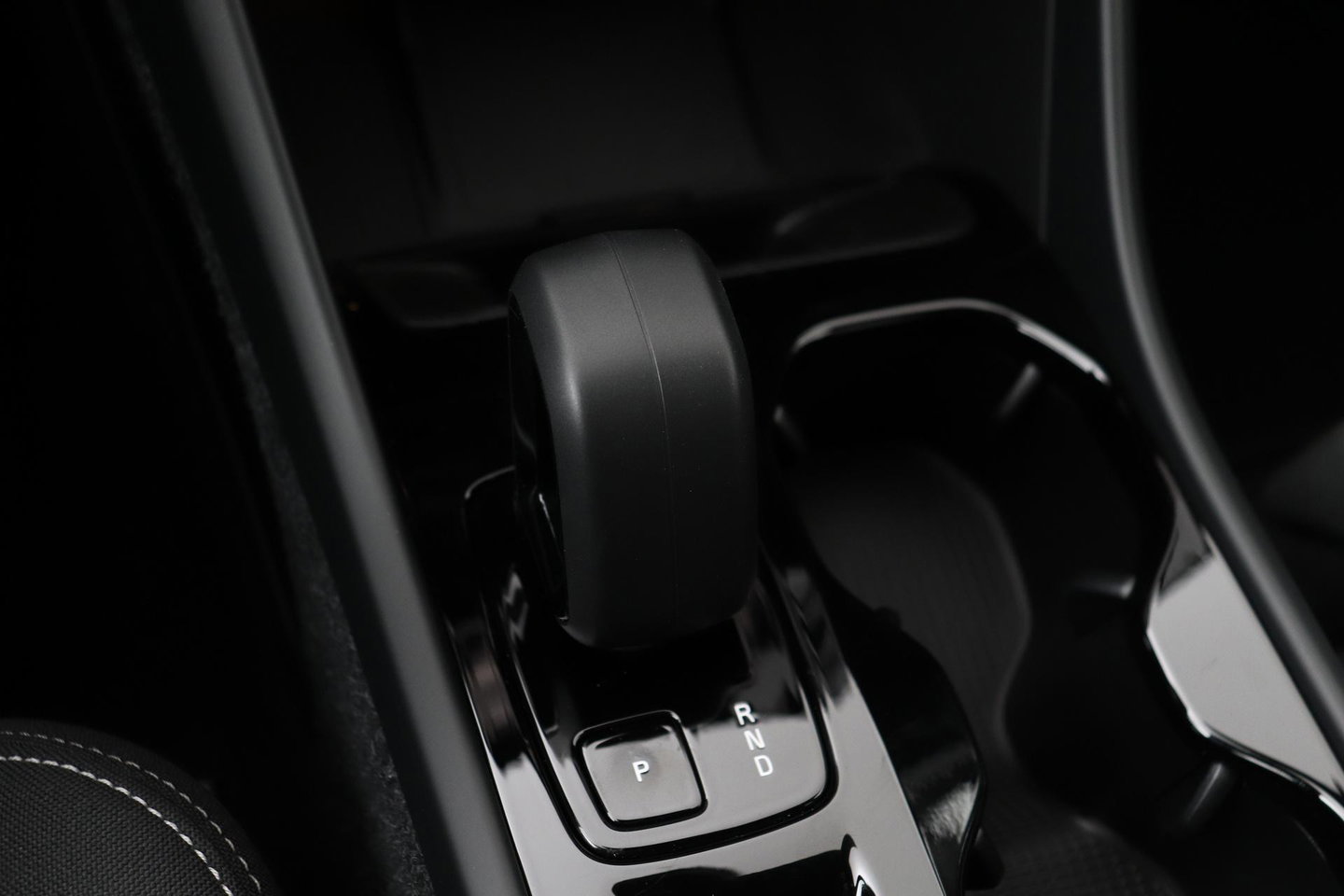 Volvo XC40 2.0 B3 Plus Black Edition | Harman/Kardon | BLIS | 360° Camera | Pilot Assist | Stoel+Stuurverwarming | Memory | ACC | 20 Inch