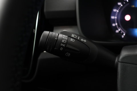 Volvo XC40 2.0 B3 Plus Black Edition | Harman/Kardon | BLIS | 360° Camera | Pilot Assist | Stoel+Stuurverwarming | Memory | ACC | 20 Inch