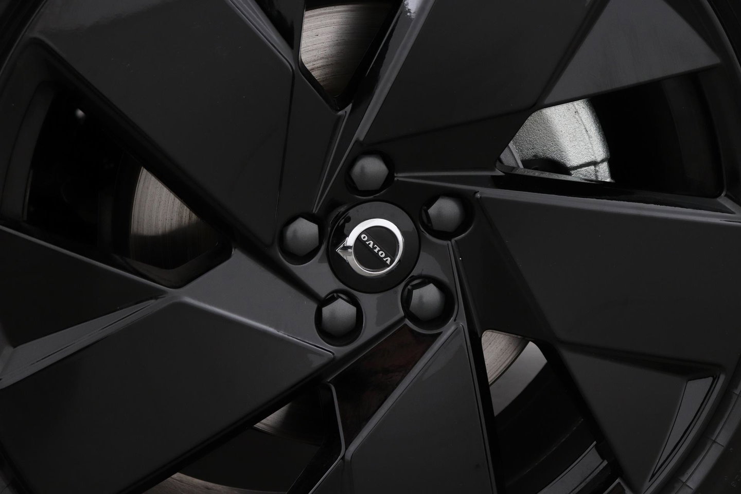 Volvo XC40 2.0 B3 Plus Black Edition | Harman/Kardon | BLIS | 360° Camera | Pilot Assist | Stoel+Stuurverwarming | Memory | ACC | 20 Inch