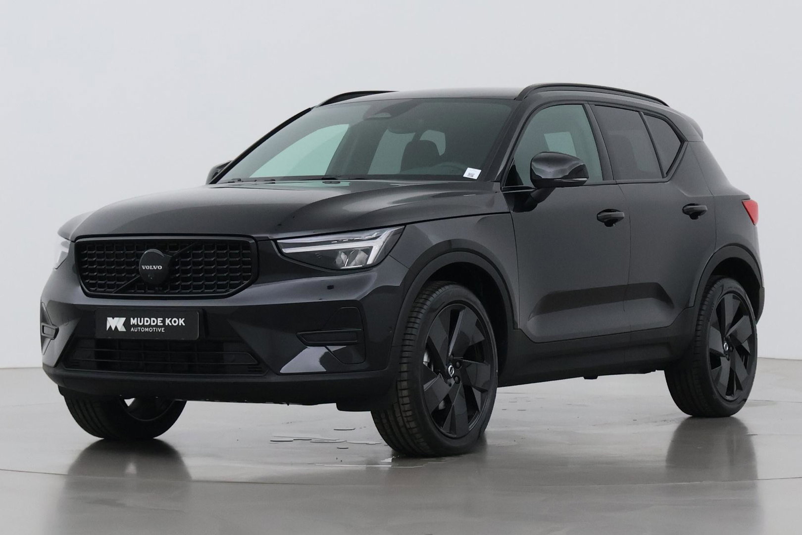 Volvo XC40 2.0 B3 Plus Black Edition | Harman/Kardon | BLIS | 360° Camera | Pilot Assist | Stoel+Stuurverwarming | Memory | ACC | 20 Inch
