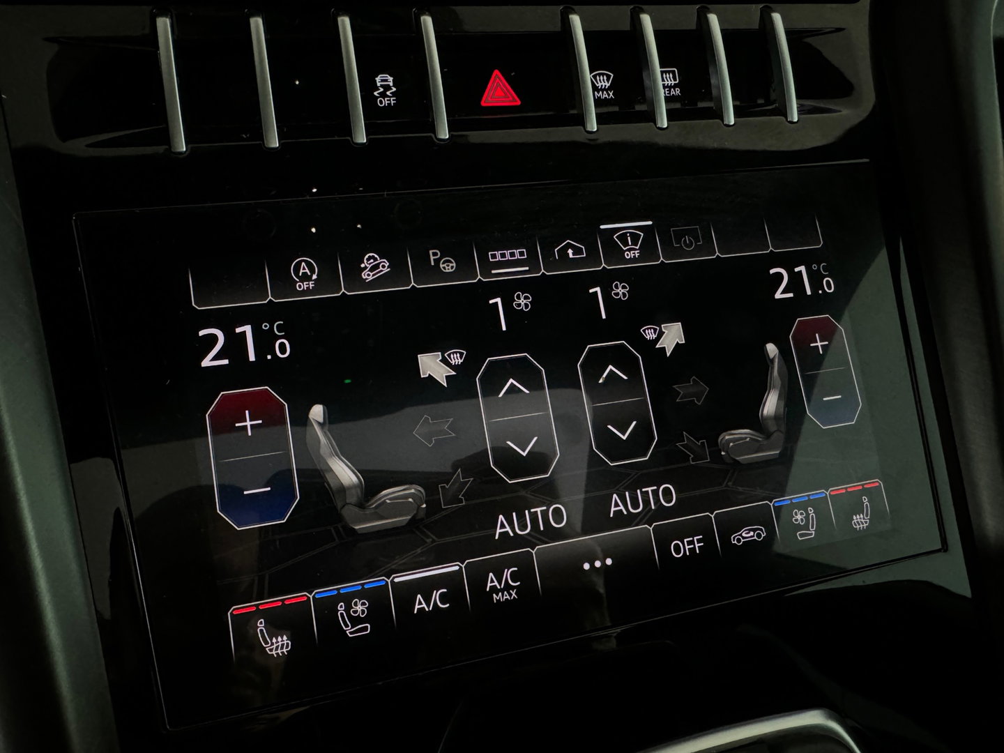 Lamborghini Urus 4.0 V8 Pano|Ceramic|B&O 3D|360 Camera|Massage