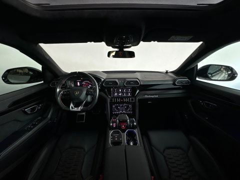 Lamborghini Urus 4.0 V8 Pano|Ceramic|B&O 3D|360 Camera|Massage