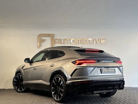Lamborghini Urus 4.0 V8 Pano|Ceramic|B&O 3D|360 Camera|Massage